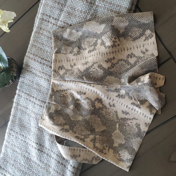 Zara Snake Print Wrap Front Belted Skort - Picture 5 of 9